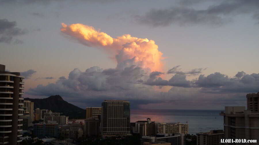 ハワイの積乱雲